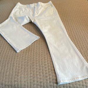 EUC LOFT Ivory Crop Jean